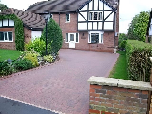 images/drive-way/slider/driveway-cleaning-6-kireth-ai.jpeg